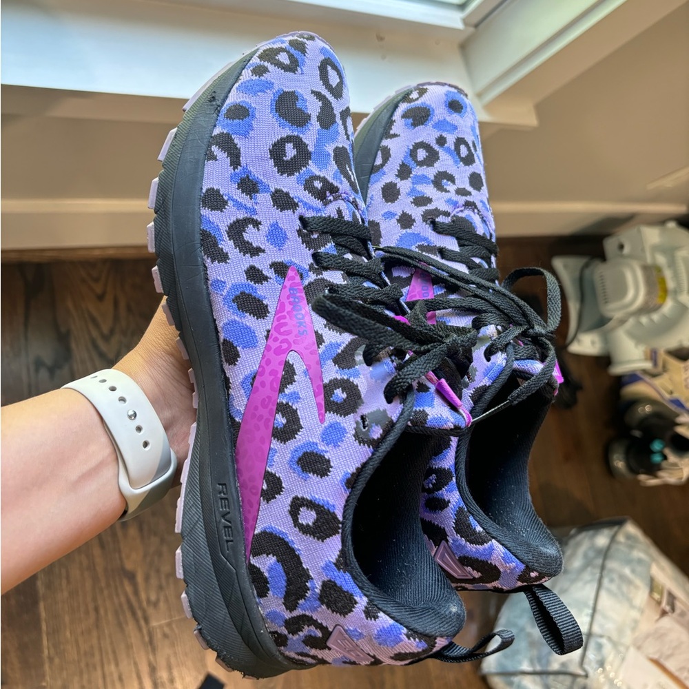 Nike Women's Purple and Pink Leopard Athletic Shoes